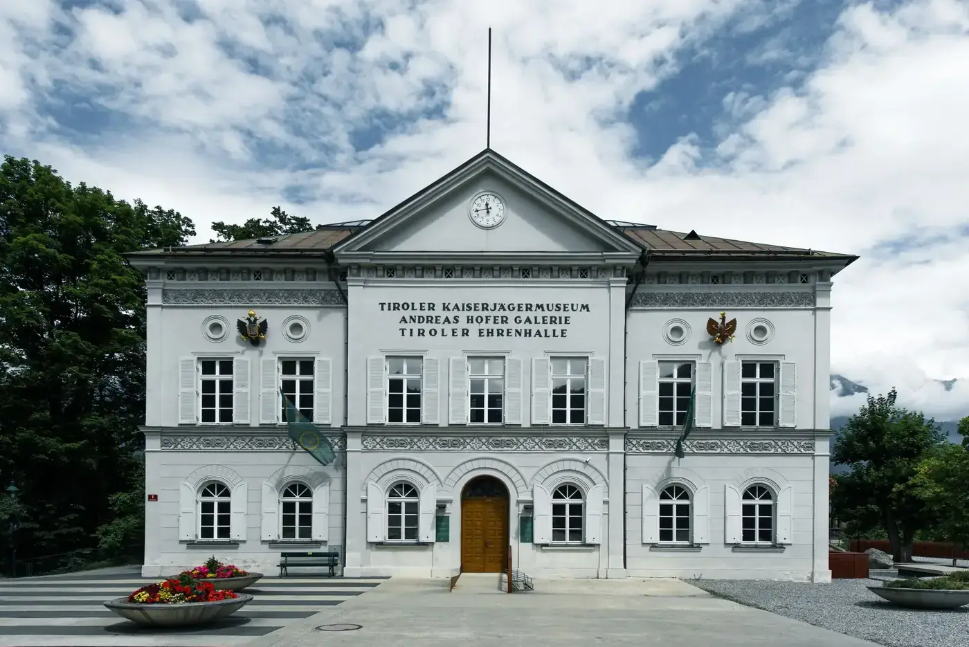 Beautiful facade of the Tiroler Kaiserjägermuseum in Innsbruck, showcasing classical architecture and cultural heritage.